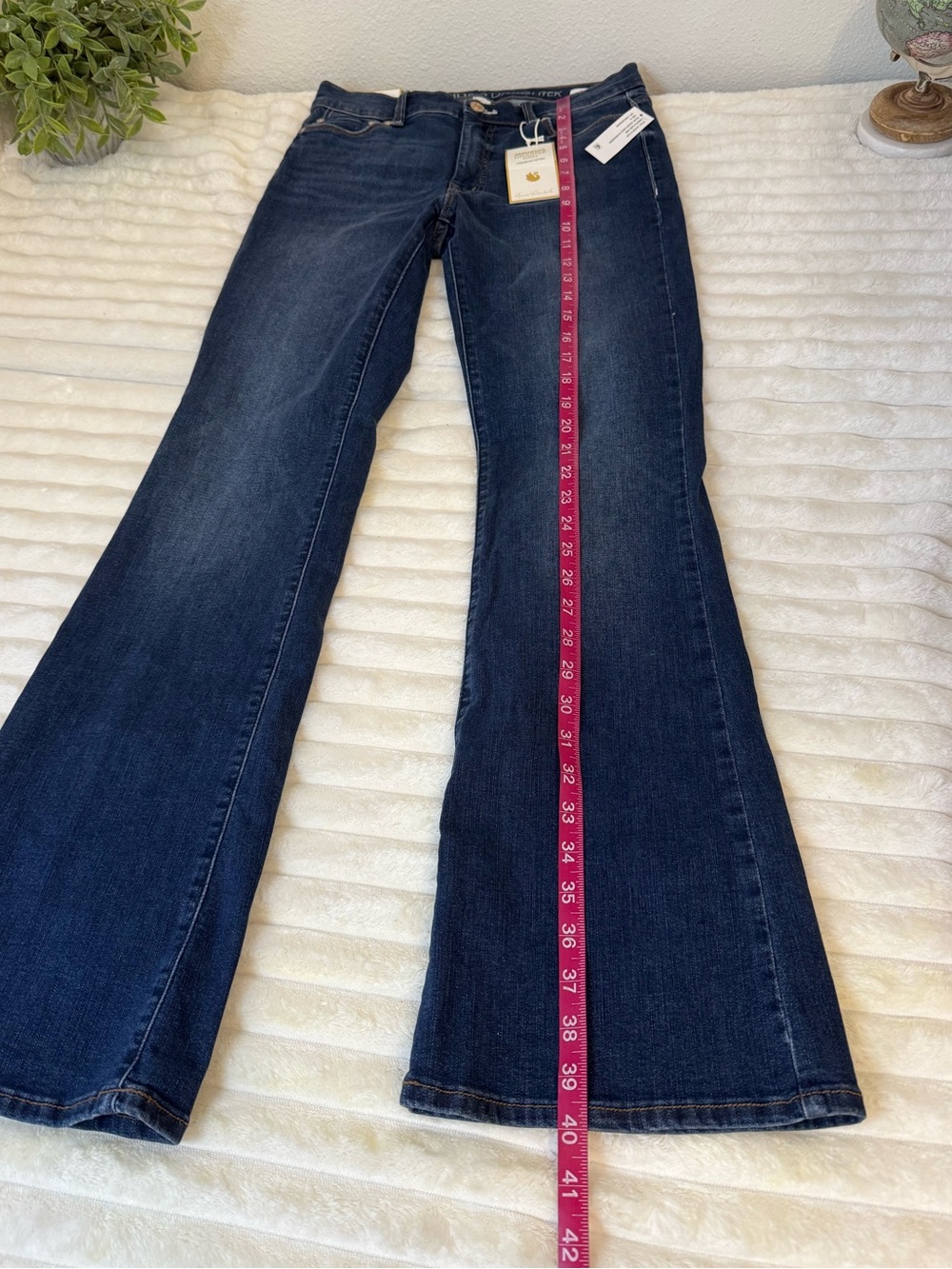Gloria Vanderbilt Dakota flare leg jeans size 6 - Picture 2 of 11